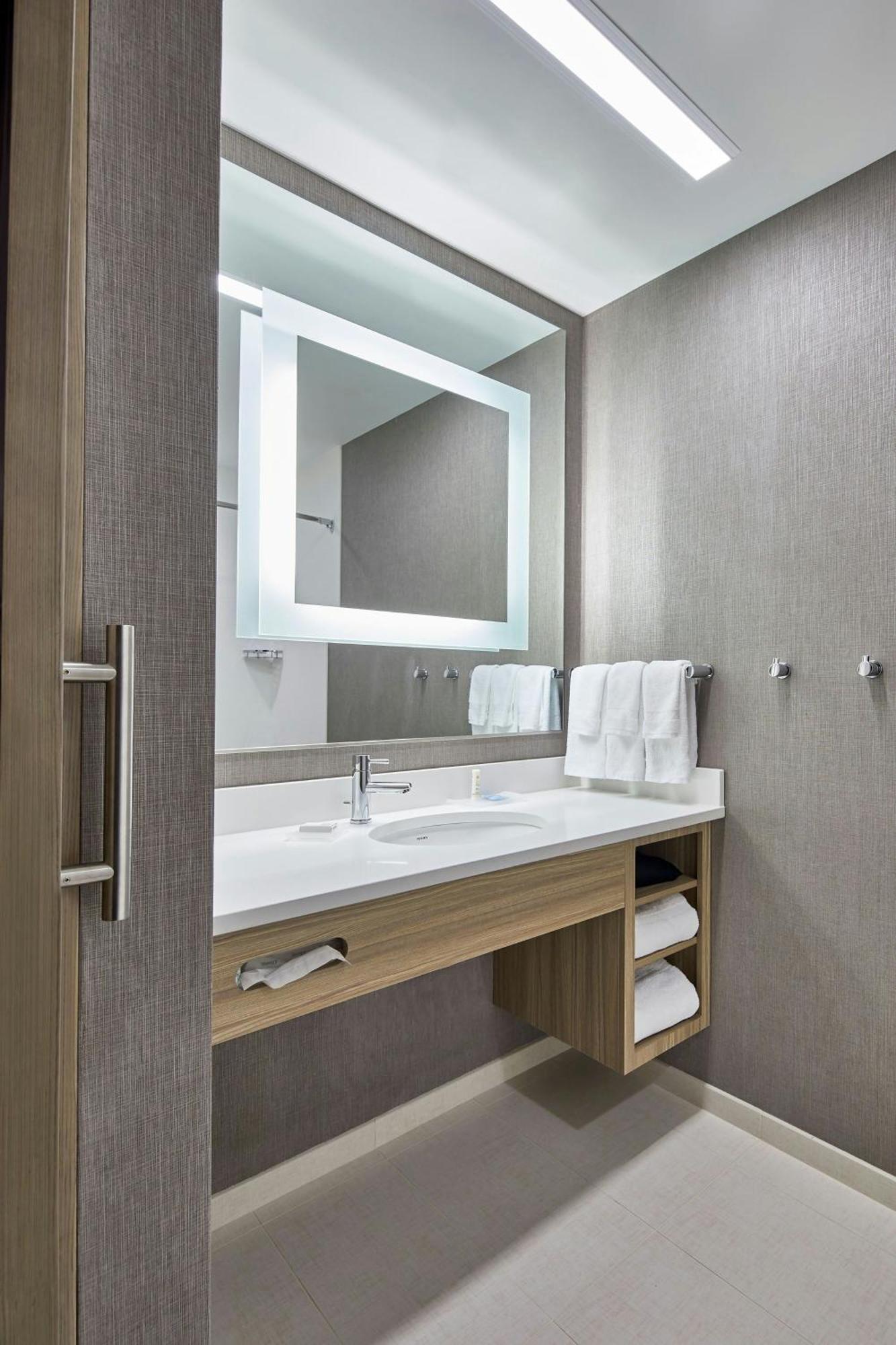 Springhill Suites Charlotte At Carowinds Екстер'єр фото